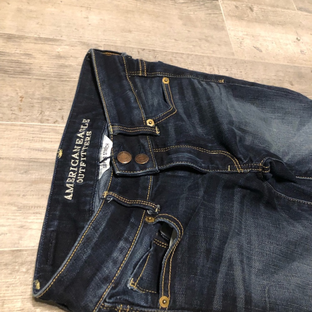 American Eagle crop jeans